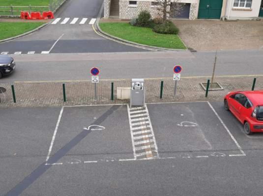 Le Plain Pied Sur Place Le Mêle-sur-Sarthe エクステリア 写真