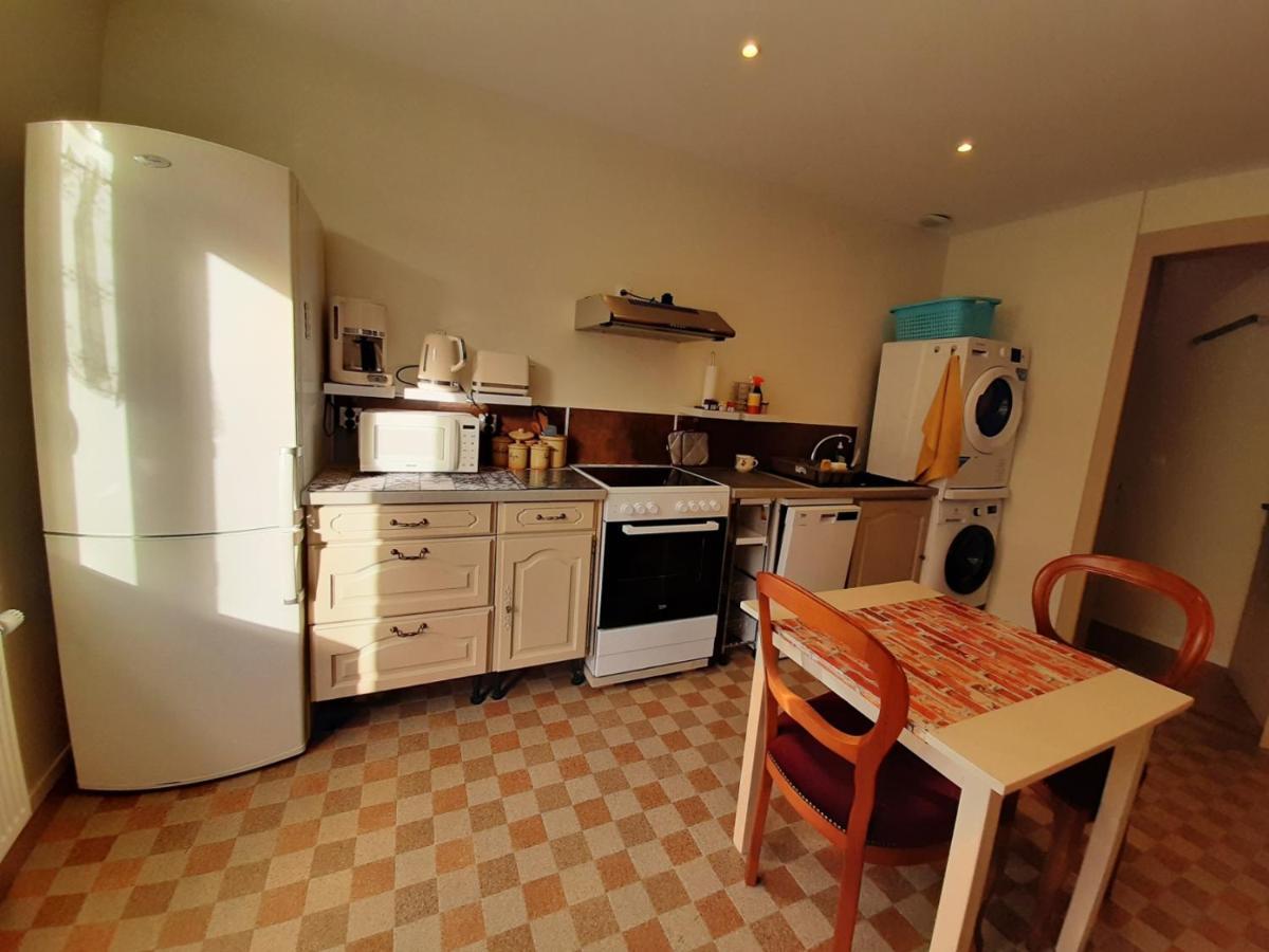 Le Plain Pied Sur Place Le Mêle-sur-Sarthe エクステリア 写真